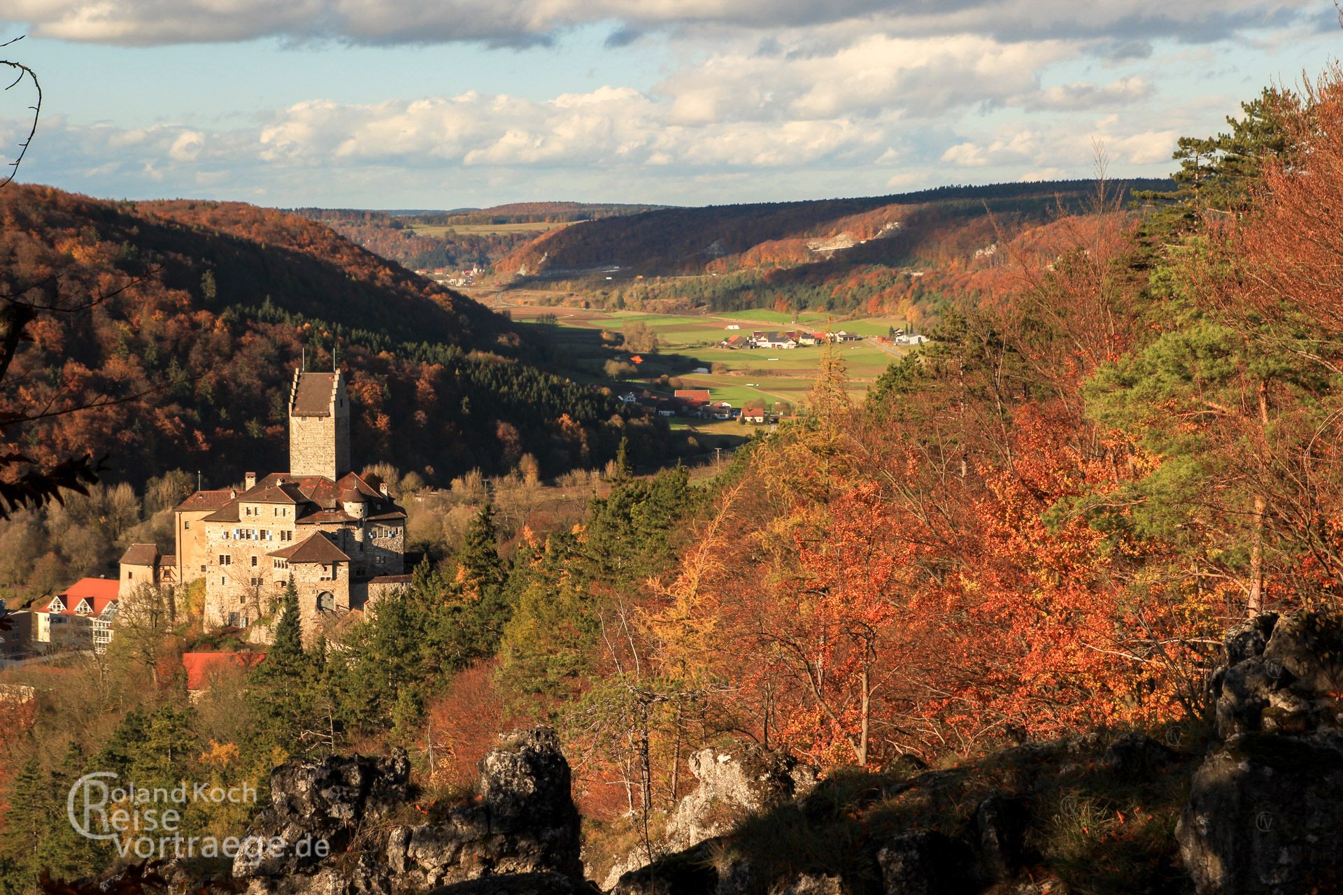 Altmühltal Aussicht auf die Burg Kipfenberg